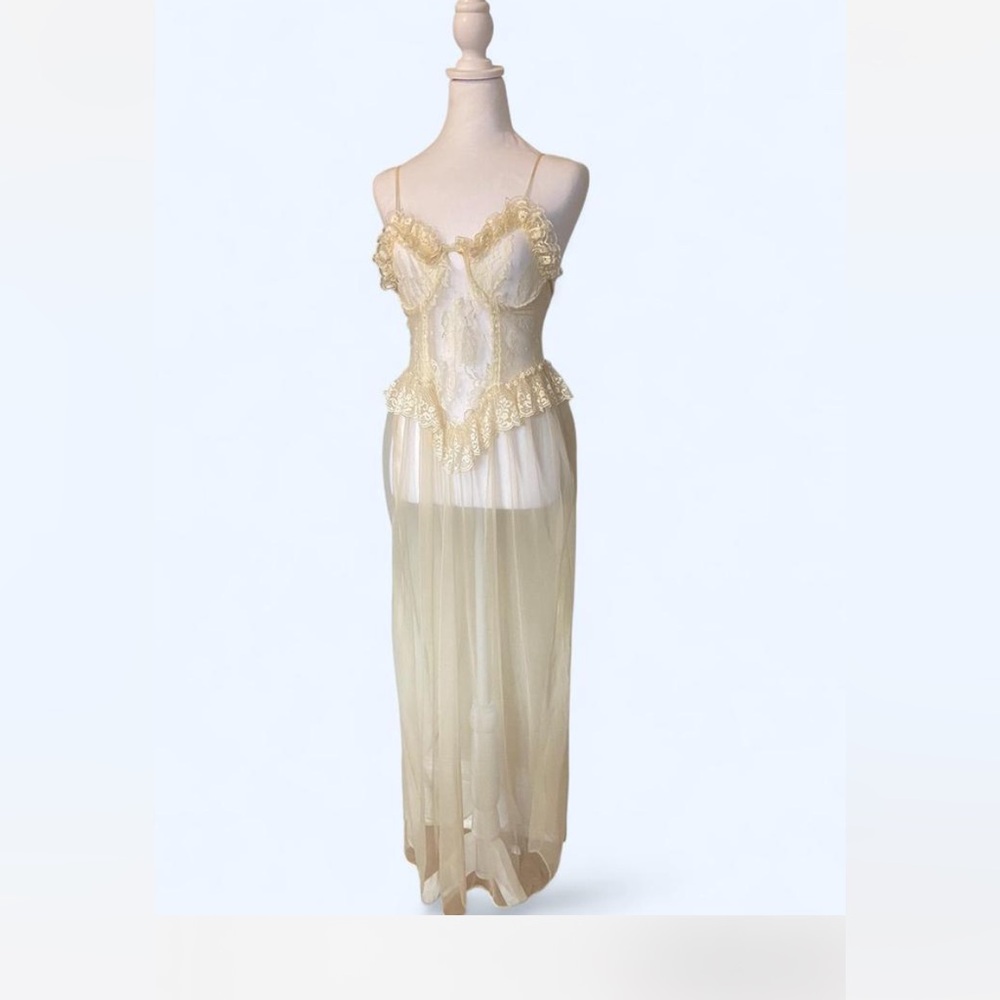 Elegant Cream Lace Nightgown